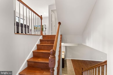4700 Deer Run Ct, Alexandria, VA 22306 - photo 5