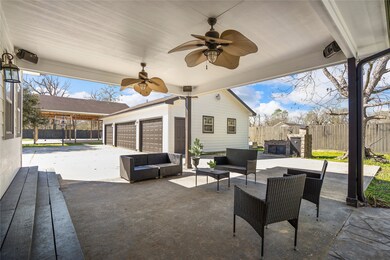 9311 Lanewood Dr, Houston, TX 77016 - photo 4