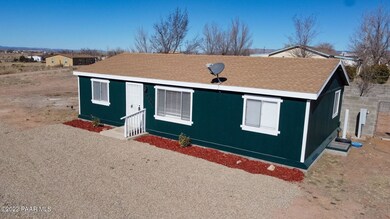 24790 N Mitchell Ln, Paulden, AZ 86334 - photo 5
