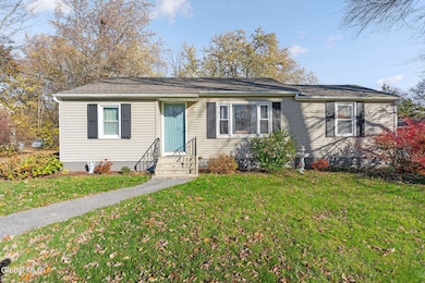 156 Crow Ridge Rd, Voorheesville, NY 12186 - photo 2