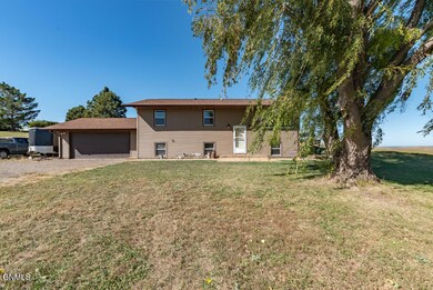 4300 Old Red Trail, Mandan, ND 58554 - photo 5