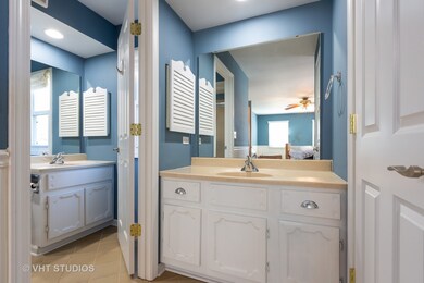 2105 Hull Ct, Naperville, IL 60565 - photo 3