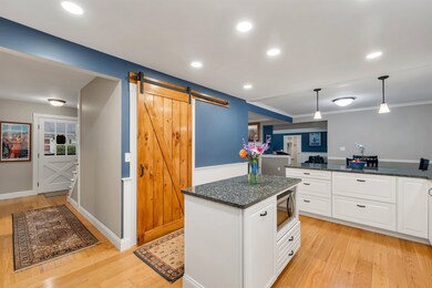 45 Pleasant St, Wolfeboro, NH 03894 - photo 6