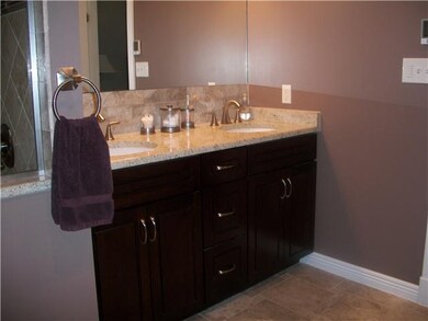 2739 Homeyer Rd, North Tonawanda, NY 14120 - photo 6