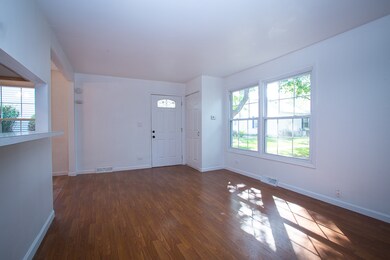 426 James Ct unit B, Glendale Heights, IL 60139 - photo 6