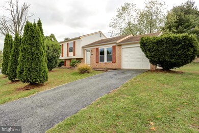 4793 Sweetbrier Dr, Harrisburg, PA 17111 - photo 3