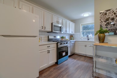 Kitchen (2)