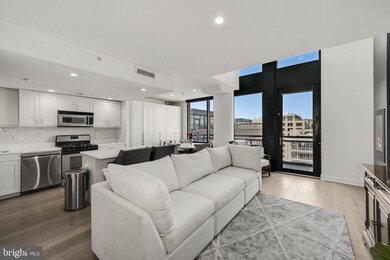 Ventana unit 1107, Washington, DC 20004 - photo 5