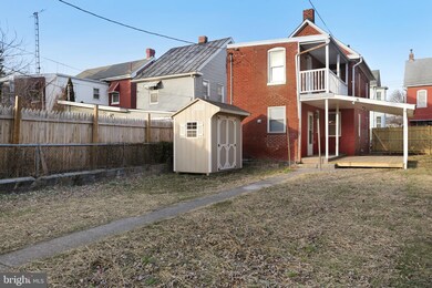 521 W Church St, Hagerstown, MD 21740 - photo 3