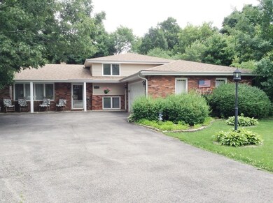 1175 Pleasant Ct, Batavia, IL 60510 - photo 3