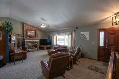 3410 S Anderson Rd, Newton, KS 67114 - photo 7