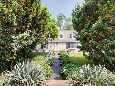 54 Carlin Rd, Waltham, MA 02451 - photo 3