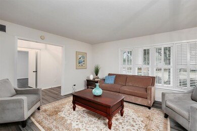 6759 E Mockingbird Ln, Dallas, TX 75214 - photo 5