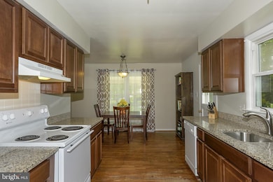 13007 Broadmore Rd, Silver Spring, MD 20904 - photo 4