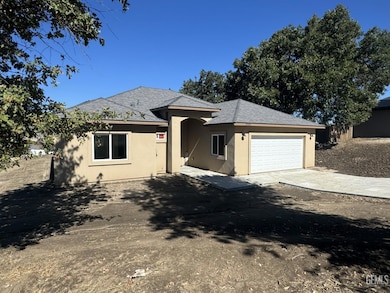 17901 Hambletonian Dr, Stallion Springs, CA 93561 - photo 2