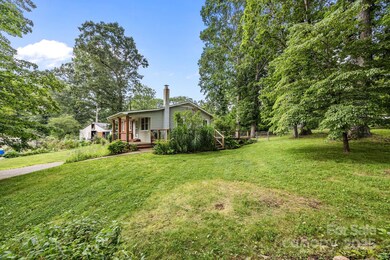 117 Beechtree Dr, Black Mountain, NC 28711 - photo 5