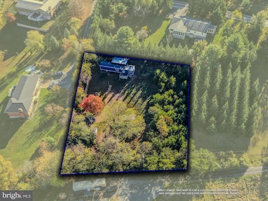 49 Maggie's Ln, Berkeley Springs, WV 25411 - photo 7