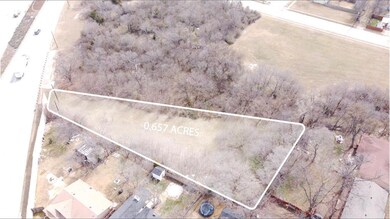 1 Park Square N, Grand Prairie, TX 75050 - photo 4