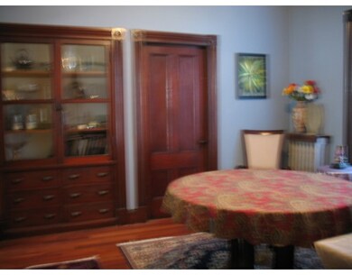 525 Beacon St, Lowell, MA 01850 - photo 7