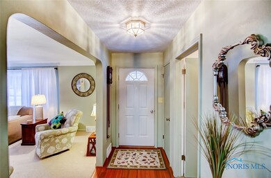Lovely foyer