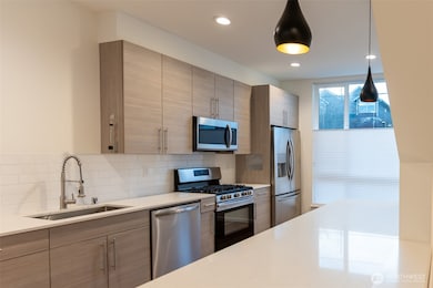 9030 18th Ave SW unit B, Seattle, WA 98106 - photo 6