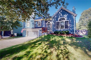 5142 Roundtree St, Shawnee, KS 66226 - photo 2