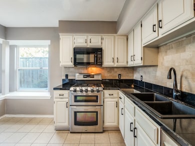 3821 Furneaux Ln, Carrollton, TX 75007 - photo 6