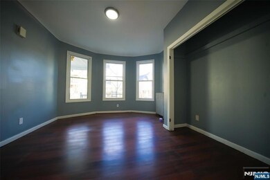 889 S 16th St, Newark, NJ 07108 - photo 7