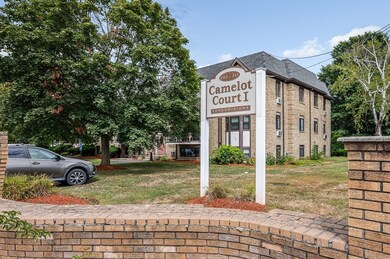 307 Pawtucket Blvd unit 23, Lowell, MA 01854 - photo 2