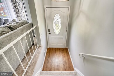 948 Circle Dr, Halethorpe, MD 21227 - photo 3