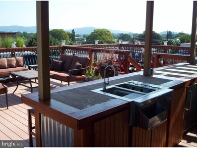 18 Catherine St unit 3, Shillington, PA 19607 - photo 4