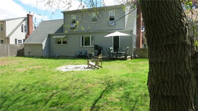 130 Roslyn Ave, Cranston, RI 02910 - photo 3