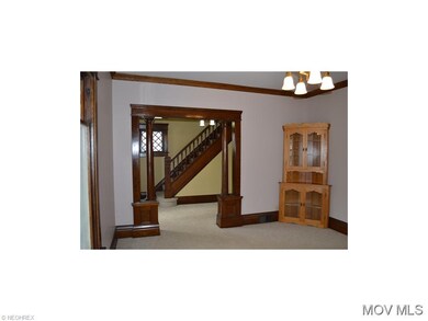 Living Room to Entry