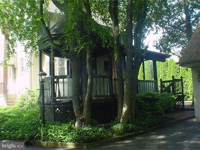 105 W Elm Ave, Langhorne, PA 19047 - photo 3