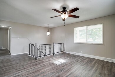 5004 Labelle Dr, Columbus, OH 43232 - photo 5