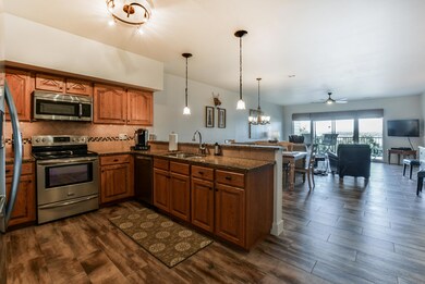 81 Summer Rd unit 5, Kimberling City, MO 65686 - photo 6