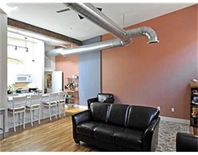 13 Willow St unit 502, Lynn, MA 01901 - photo 2