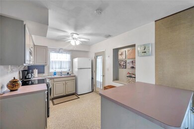 1116 Michigan Blvd, Dunedin, FL 34698 - photo 4