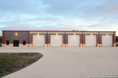 9546 Huntress Ln, San Antonio, TX 78255 - photo 2