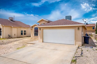 745 Desert Ash Dr, Horizon City, TX 79928 - photo 3