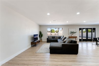 5500 Avenida Vaquero, Las Vegas, NV 89108 - photo 7