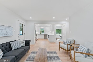 2507 Stirrup Ln, Alexandria, VA 22308 - photo 6