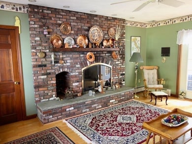 256 Cross St, Bridgewater, MA 02324 - photo 5