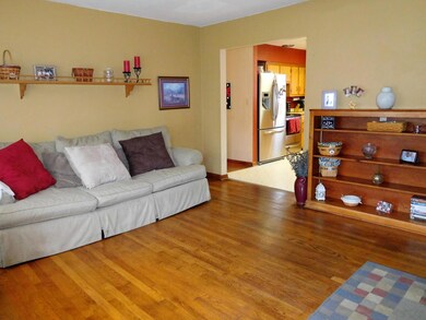 54 S. 36th St Living Room 2