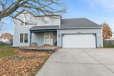 1340 Nantucket Ct, Carol Stream, IL 60188 - photo 2