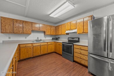 2176 Windle Community Rd, Cookeville, TN 38506 - photo 3