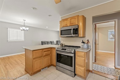 29354 Sherry Ave, Madison Heights, MI 48071 - photo 7