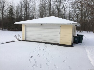 1620 Master St, North Tonawanda, NY 14120 - photo 3