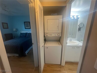 7406 Lake Breeze Dr unit 218, Fort Myers, FL 33907 - photo 5