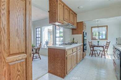 302 W Maple Ave, El Segundo, CA 90245 - photo 6